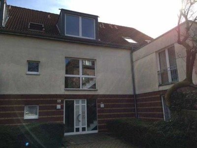 Schönes Appartment mit Stellplatz in sehr guter Lage