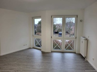 Sanierte 2-Zimmer-Wohnung mit hochwertiger Ausstattung, Einbauküche und Tiefgaragenstellplatz