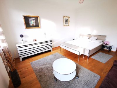 Vollmöblierte Wohnung mit Aufzug – inkl. Gas, Internet &amp; Strom – nur 750€