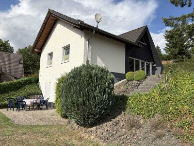 Freistehendes 3,5-Zi. Haus in Hatzfeld (Eder) mit Garage