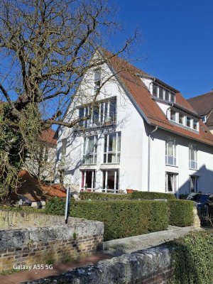 Moderne, großzügig geschnittene  2 Zimmer Wohnung -  mitten im Herzen von Ulm - an der Stadtmauer