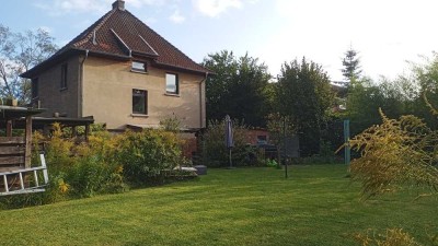 Modernisiertes Einfamilienhaus mit 4 Zimmern und großem Grundstück in Ilsede