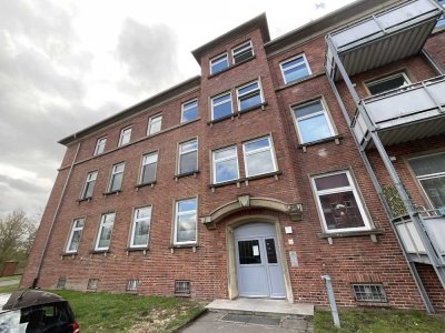 Moderner Grundriss mit geräumiger Wohnküche und Balkon