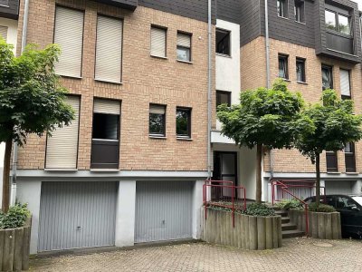 Maisonette-Wohnung mit Balkon