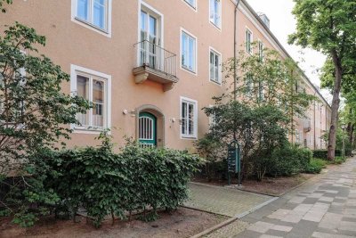 Zentrale Dachgeschosswohnung// DG links