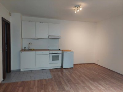 Studenten-, Single-, Pärchen Wohnung mit Balkon mit Garage - provisionsfrei
