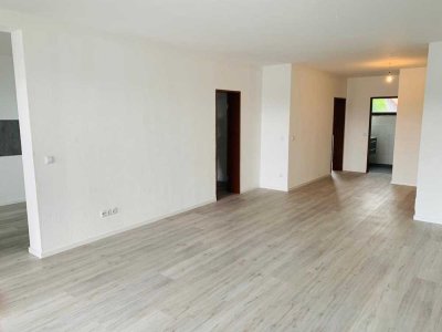 Schöne 2 1/2 Zimmer in Leverkusen Lützenkirchen mit Schwimmbad