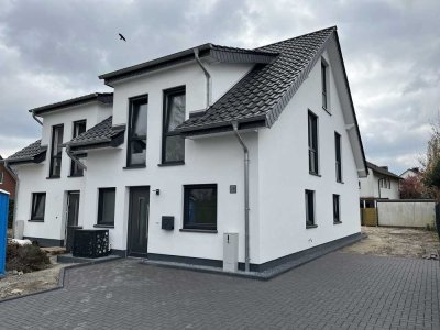 Neubau Doppelhaushälfte Bielefeld-Jöllenbeck KFW 40 NH