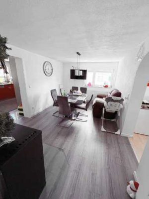 Großzügige 3-4-Zimmer-Wohnung mit Balkon, Einbauküche und gehobener Ausstattung in Wangen-Haslach