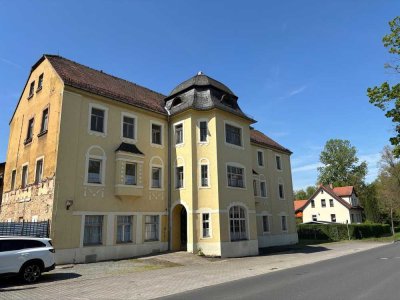 Rohdiamant mit viel Potenzial für Künstler und Wohnungsbau in wundervoller Wohnlage !!