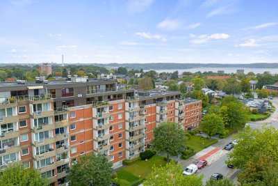 Gepflegte 2-Zi-Wohnung mit Balkon und Parkplatz, sofort frei