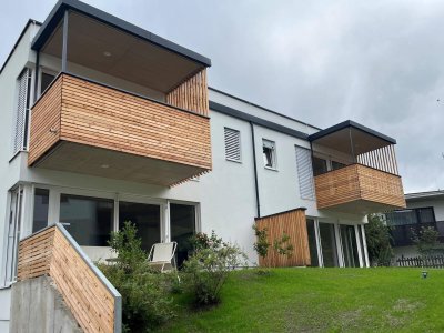 Hochwertige Neubau-Wohnung: Erstbezug, Parkplatz inkl.