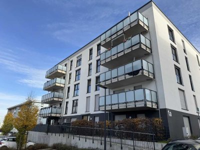 Helle und moderne 4-Zimmer Wohnung in der obersten Etage sucht neue Mieter