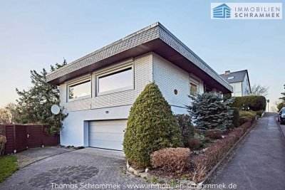 ARNSBERG SCHREPPENBERG - GROSSZÜGIG UND MODERNISIERT - FREISTEHENDER BUNGALOW MIT TOP AUSSTATTUNG