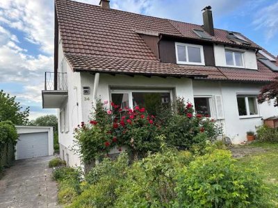 Erstbezug nach Sanierung: Schöne 6-Zimmer-Doppelhaushälfte mit EBK in Stuttgart Möhringen