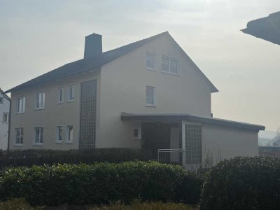Renditeobjekt 3 Fam Haus Vermietet in 34587 Felsberg/Neuenbrunslar