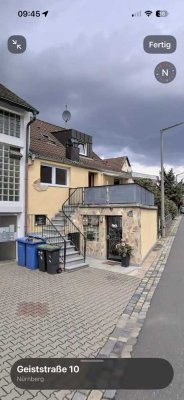 3,5-Zimmer Erdgeschosswohnung in Nürnberg-Eibach mit Garage