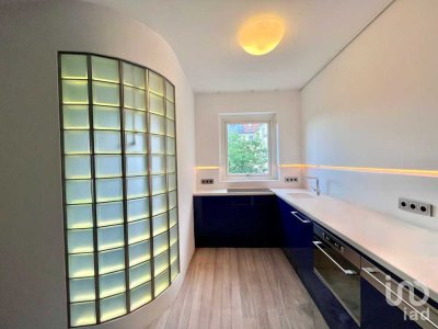 Bezugsfrei und kernsaniert! 2-Zi.-Wohnung mit großem Balkon unweit Viktoriapark und Tempelhofer Feld