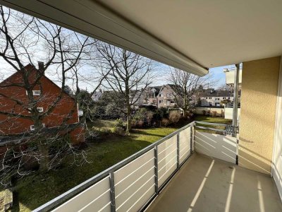 Düsseldorf-Lörick! Schicke, helle und sanierte 3-4 Zimmer-Wohnung mit Balkon und Gartennutzung