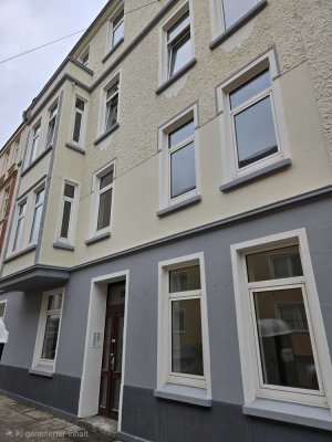 Anfragen nur per E-Mail. ERSTBEZUG, kleine 2-Zi.-Wohnung im DG Jacobistr. 20 in Brhv.