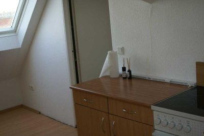 Interessante3-Zimmer-Dachgeschosswohnung mit Einbauküche in Löhne