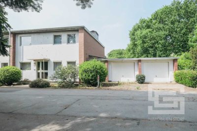 Charmantes Zweifamilienhaus mit großem Gartenjuwel am Naturschutzgebiet!