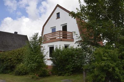 Neuhaus-Oste! Umfangreich modernsiertes Wohnhaus mit großem Grundstück!