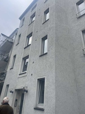 Sonnige 2 Zimmer Wohnung mit Balkon in beliebter Lage
