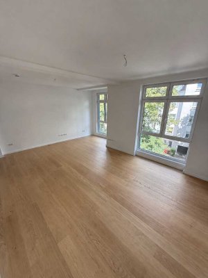 2-3 Zimmer Wohnung WÄRMEPUMPE + SOLAR- ENERGIEKLASSE A - TOP LAGE Stadtgarten - Exklusive , Kamin, F