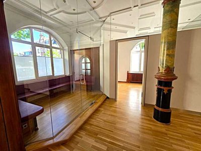 Traumhafte Etage -  TOP Preis - in historischem Gebäude in TOP Lage der Offenburger Oststadt***