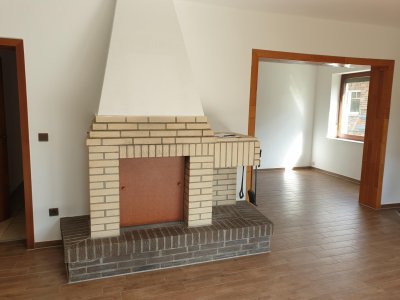 Erdgeschosswohnung mit Terrasse und Gärtchen