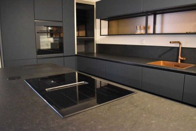 Top - großzügiges Loft an der Spree mit Terrasse, Design-Küche und Echtholzparkett