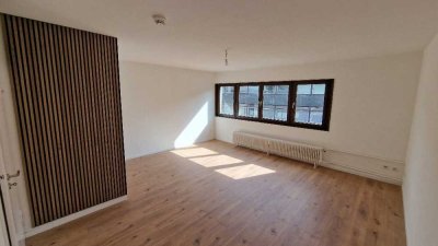 Stylische und renovierte 1-Zimmer Wohnung Nähe Schwebebahn Barmen