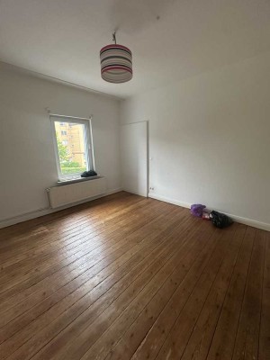Charmante 3-Zimmer-Wohnung mit hohen Decken, Einbauküche und Top-Lage im Herzen von Geesthacht