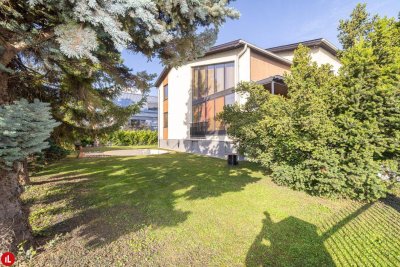 Stilvolle Villa mit Pool in 1110 Wien | Viel Platz für Großfamilien oder zwei Generationen!