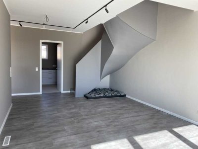 Ansprechende 5-Zimmer-Doppelhaushälfte mit Einbauküche in Wacken