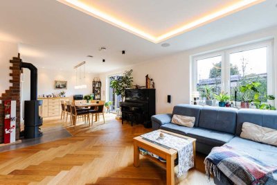 Exklusives Einfamilienhaus aus 2020 – modernste Technik,  Vollkeller & traumhaftes Gartenparadies