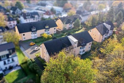 Renovierte 1-Zimmer-Wohnung in ruhiger Lage in Bonn-Beuel mit TG-Stellplatz und Küche