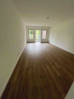 frisch renovierte 2-Raum Wohnung mit Balkon