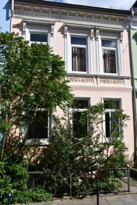 Ohne Makler: Einzigartiges Altbremer Haus in ruhiger Seitenstraße
