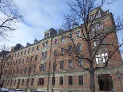 Zwei direkt nebeneinanderliegende Wohnungen in Dresden – Kapitalanlage am Bonhoefferplatz.