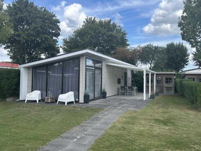 Modernes, grosses Wanders Chalet de Veerstal Lathum Rhederlaag Ferienhaus