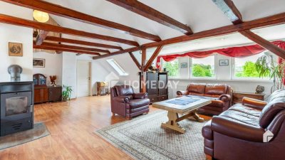 Mehrgenerationenhaus mit 4 Wohnungen & Nebengebäude, Werkstatt, Garage und großem Garten