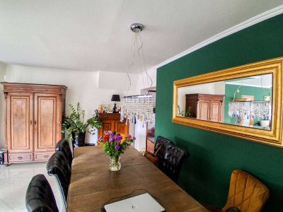 Wunderschön geschnittene Maisonette-Wohnung in beliebter Lage Oßweil nahe Ludwigsburg