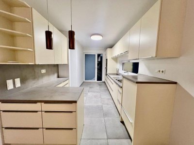***SCHÖNES Haus mit Garten, Pool &amp; Sauna***