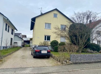 Zweifamilienhaus als Eigenheim sowie Kapitalanlage ruhigem Wohngebiet von Ottersweier zu verkaufen