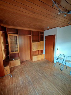 Charmante 2-Zimmer-Altstadtwohnung mit Einbauküche – ruhig & zentral in Regensburg