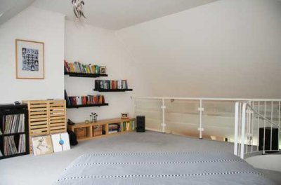 Tolle Maisonette-Galeriewohnung in Rtg.-Ost in ruhigem grünem Umfeld!