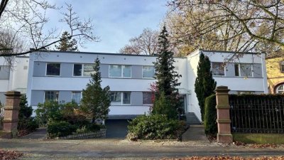 Großzügiges Dachgeschoss-Apartment im Grunewald