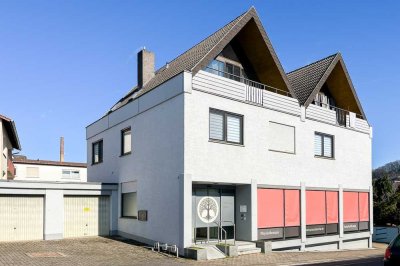 Attraktives Mehrfamilienhaus mit Praxisfläche – Ihre nächste Kapitalanlage